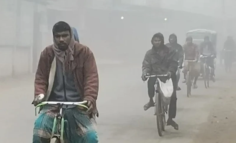 রংপুর অঞ্চলে কুয়াশা ও হিমেল বাতাসে জনজীবন স্থবির